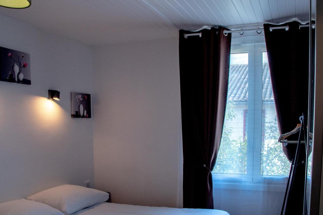 Hotel & Gastronomie - La Table De L'Europe Villereal Luaran gambar